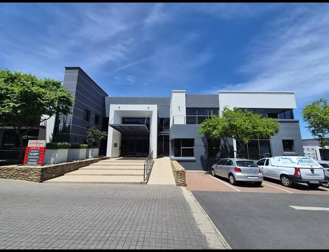 250M² OFFICE TO LET IN VORNA VALLEY